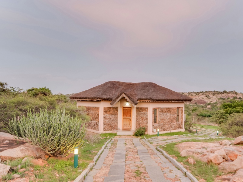 Cotttage, Hampi Heritage and Wilderness Resort